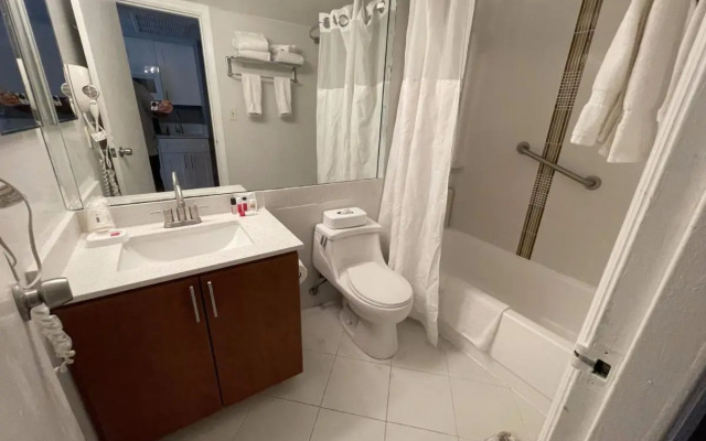 Areia Azul Aparts Miami