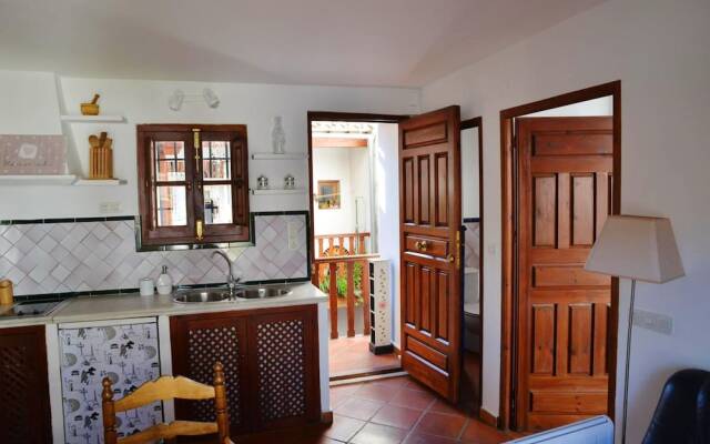 Apartment with One Bedroom in Granada, with Wonderful City View, Balcony And Wifi - 50 Km From the Slopes