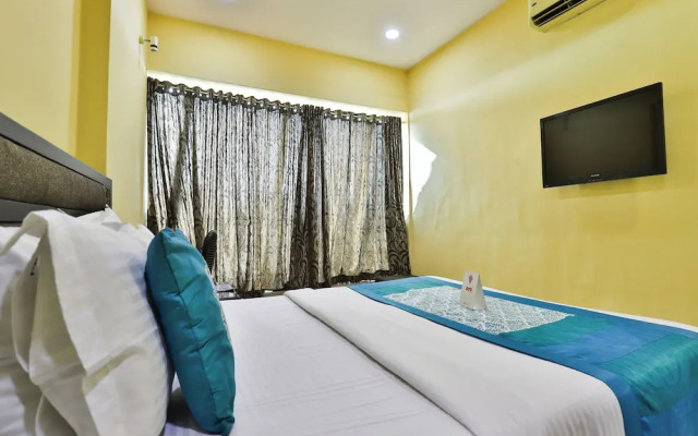 Hotel Lotus Residency