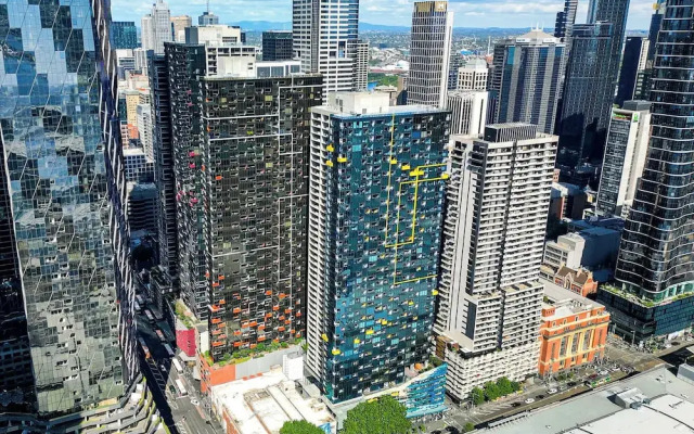 StayAU Leisure 2BR Modern CBD Apt
