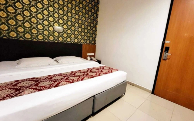 RedDoorz @ Alam Sutera