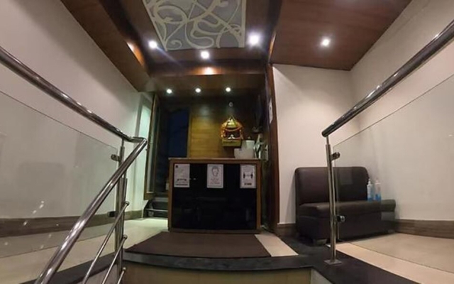 Fabhotel Mayfield