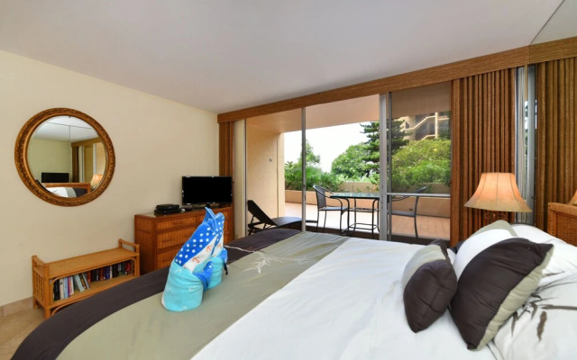 Royal Kahana 104 Studio Bedroom Condo