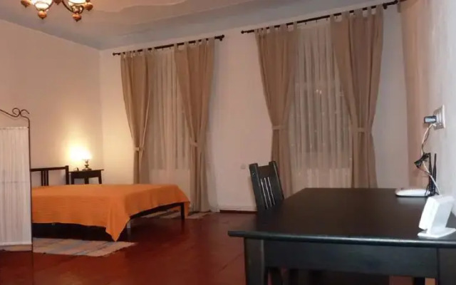 Weiss- Old Town Deluxe Apartment
