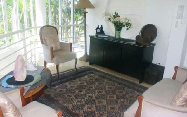 Thoko-Zani Beach House