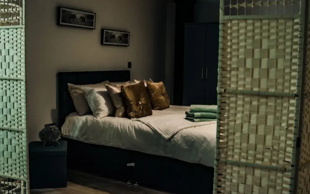 Bv Cosy Basement Apartment At Conditioning House