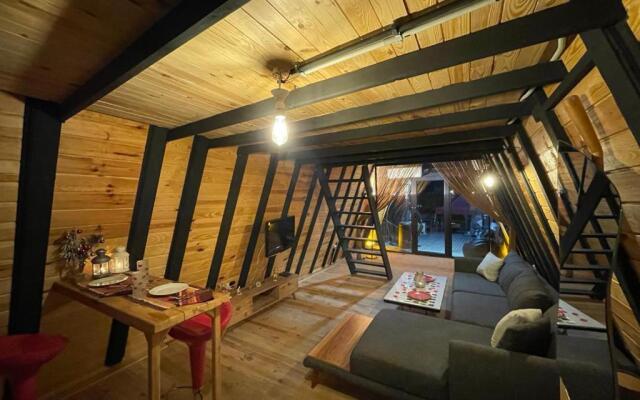 Agva Heaven Hill River Bungalow