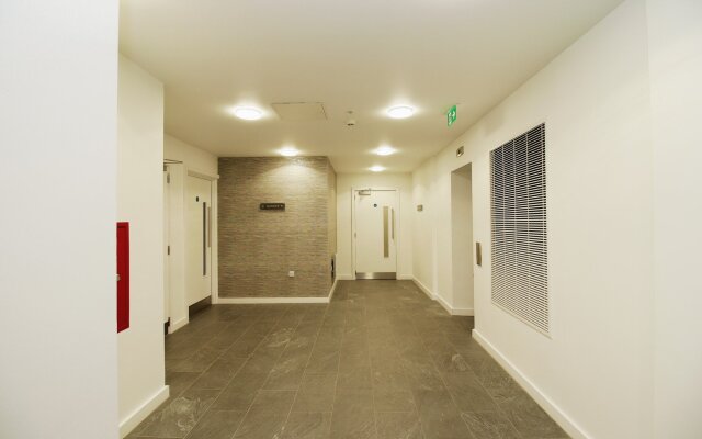 Seven Stays Modern Studio Apartment - Solihull
