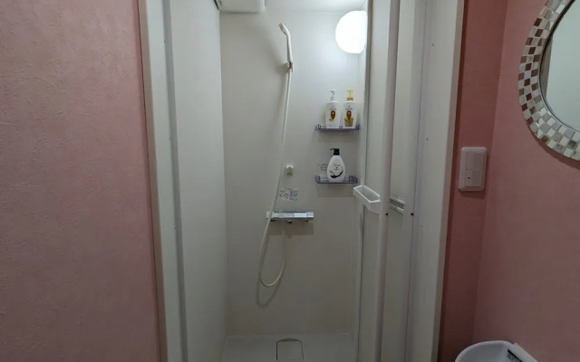 Koganeno-Mori Apartment