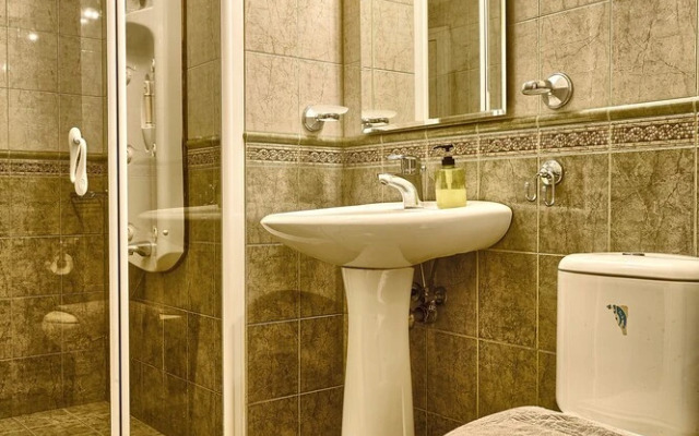 Baratero City Corner II Apartment