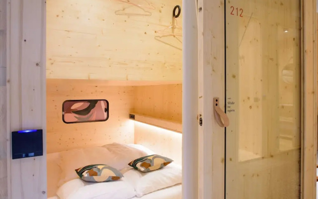 The Green Elephant Hostel & Spa