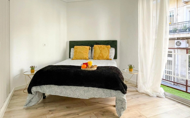 Modern 2 bedroom apartment close to city center