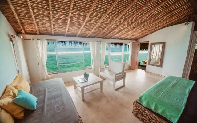 Rock 'n Reef Hotel