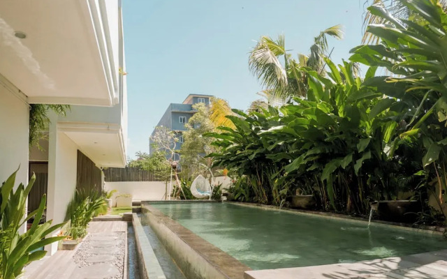 D'Green Kuta Luxury Apartment