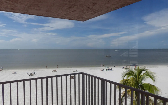 Edison Beach House