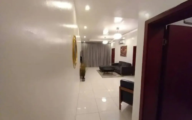 Lilly Grand Luxury Hotel and Apartment