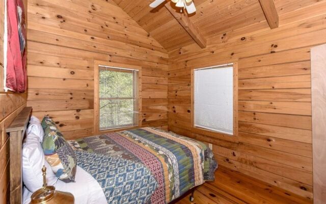 Pauley Robin Cabin