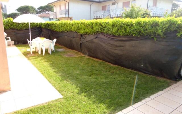 Stunning Villa With Private Garden