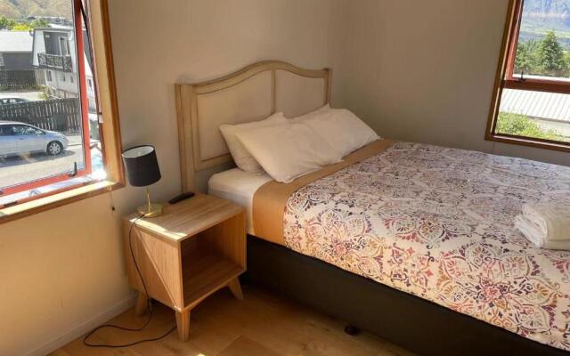 Remarkables & Kawarau Falls Visitors House