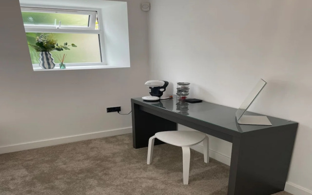 Cozy Studio in Brighouse