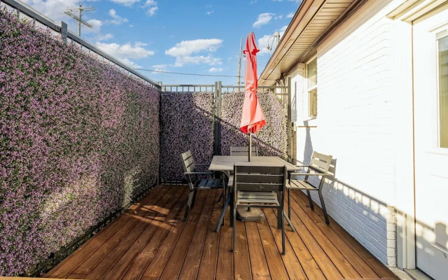 Opulent Pearl - Private Patio - Mins to Broadway
