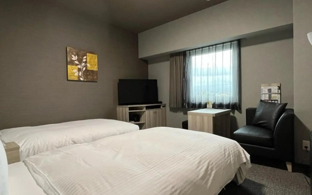 Hotel Route Inn Tokushima Airport -Matsushige Smartinter-