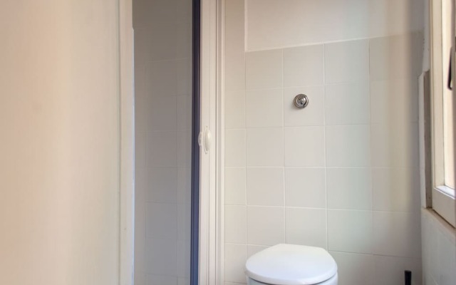 Kamchu Apartments Room With Private Bathroom Piazza Bologna