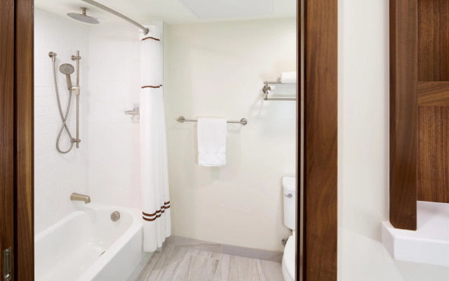 Outrigger Kaanapali Beach Resort