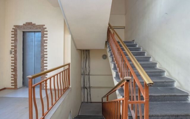 Stay Inn on Yekmalyan St