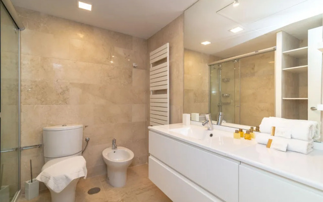 Comfy And Stylish Puerto Banus Apartment