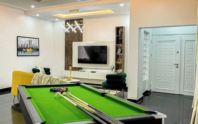The Bond Apartment