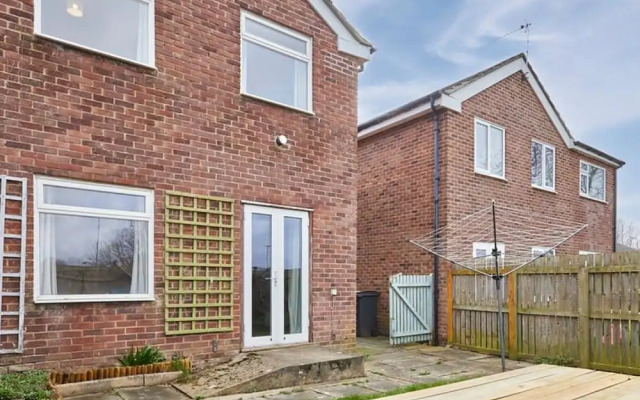 Host Stay Bartlemere House