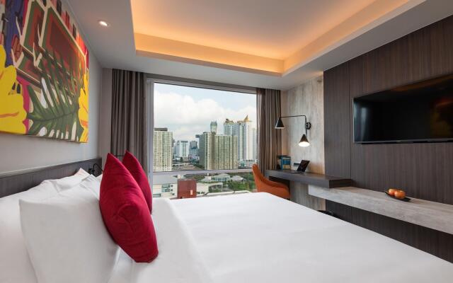 Maitria Hotel Rama 9 Bangkok Hotel