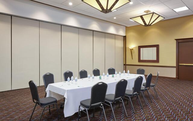 Holiday Inn Chicago Matteson Conference Center