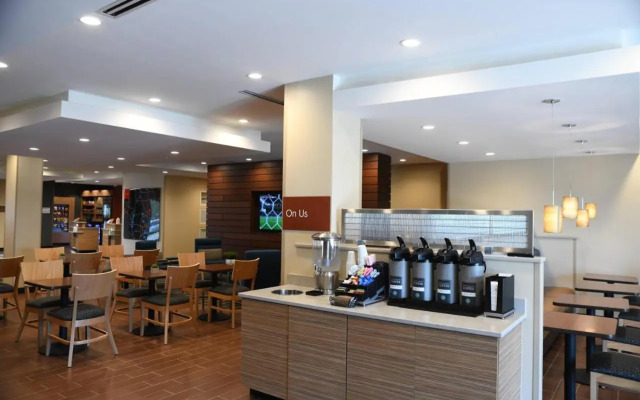 TownePlace Suites Kansas City At Briarcliff