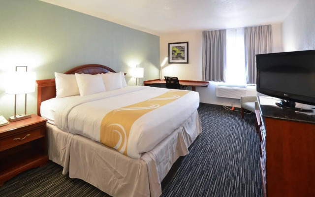 Quality Inn Alexis Rd