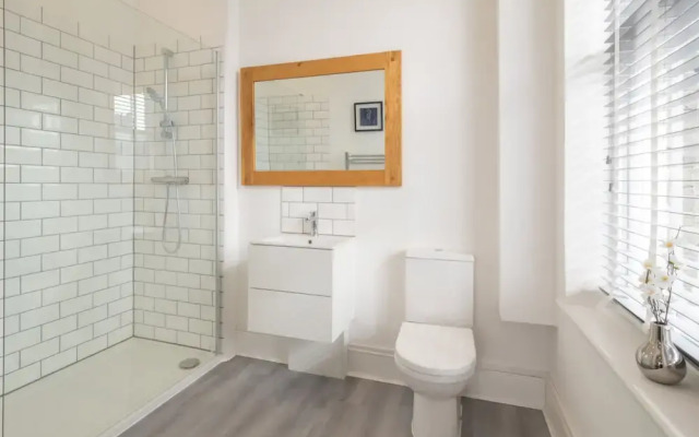 Host Stay Harbour Point