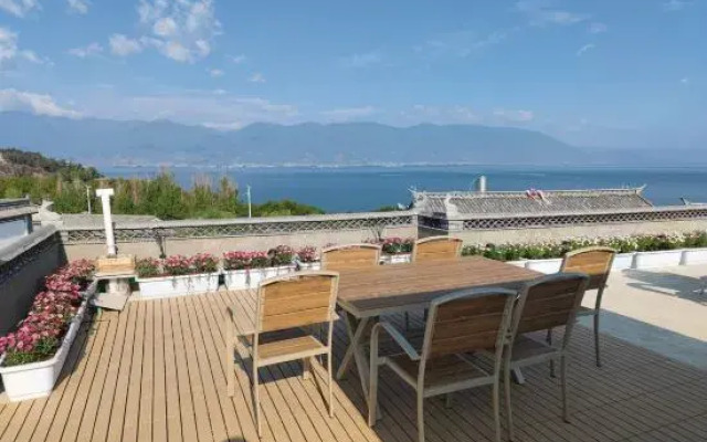 Dali NaLu Bay Homestay