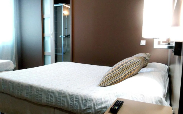 Logis Hôtel Restaurant Le Pardaillan