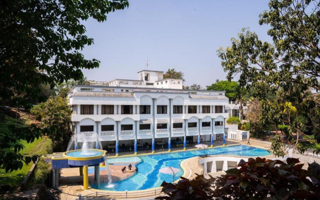 U Rivergate Resort & Spa, Karjat