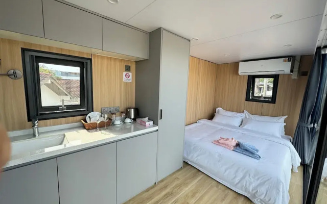 Space House Hotel Phuket