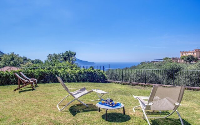 The Lookout Exclusive Garden Villa With Capri Views