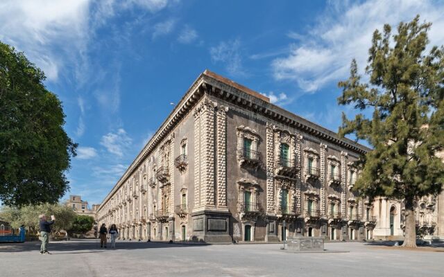 Modern Apartment in Catania Near Playa Seafront