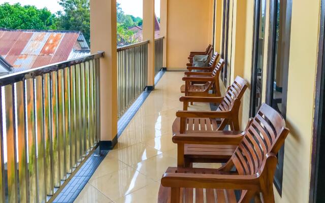 OYO 1492 Rupaqa Hotel