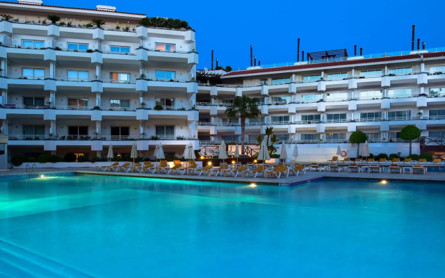 Aqualuz Lagos by The Editory