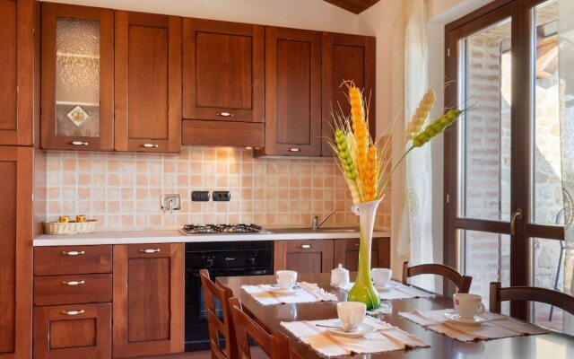Luxurious Holiday Home in Marsciano With Swimming Pool