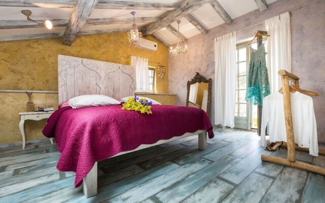 La Dolce Vita Suites - Belle Epoque