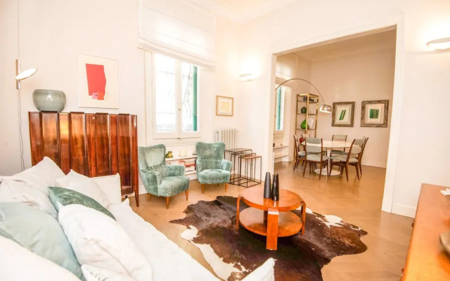 Raffaello Apartment by Firenze Prestige