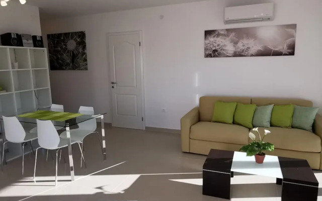 Apartment in Banjole Near the Beach