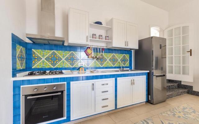 Villa Giusy by BarbarHouse